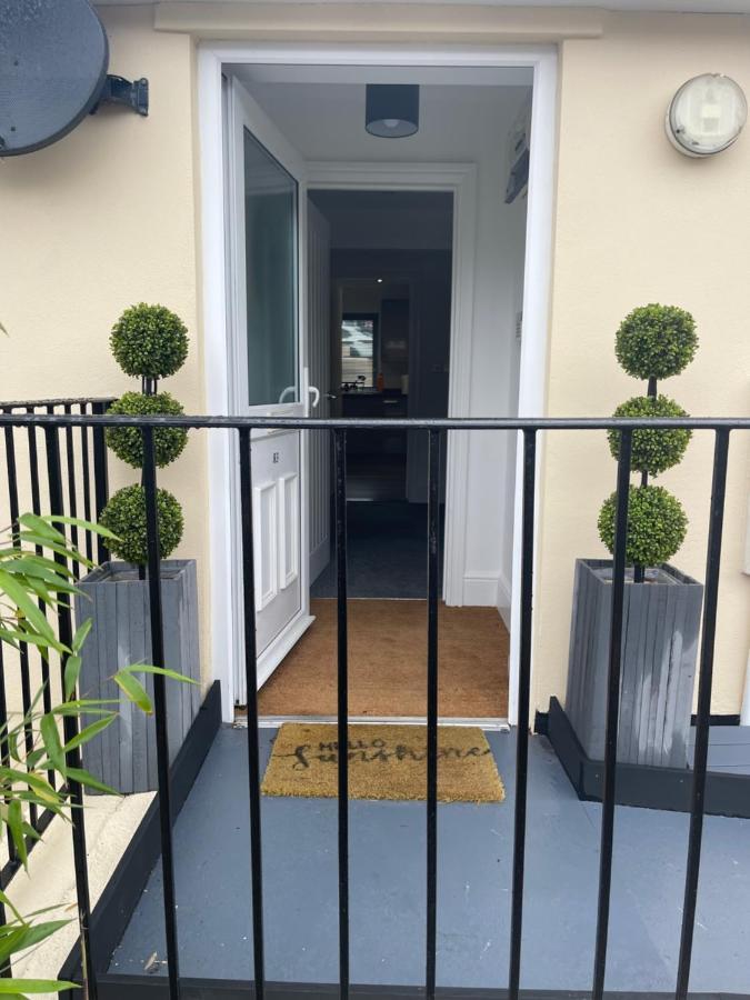 Two Bedroom Detached Modern Bungalow Close To Plymouth Argyle Fc Екстер'єр фото